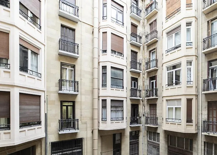 Luxury- Sshousing Apartment