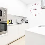 Luxury- Sshousing Apartment
